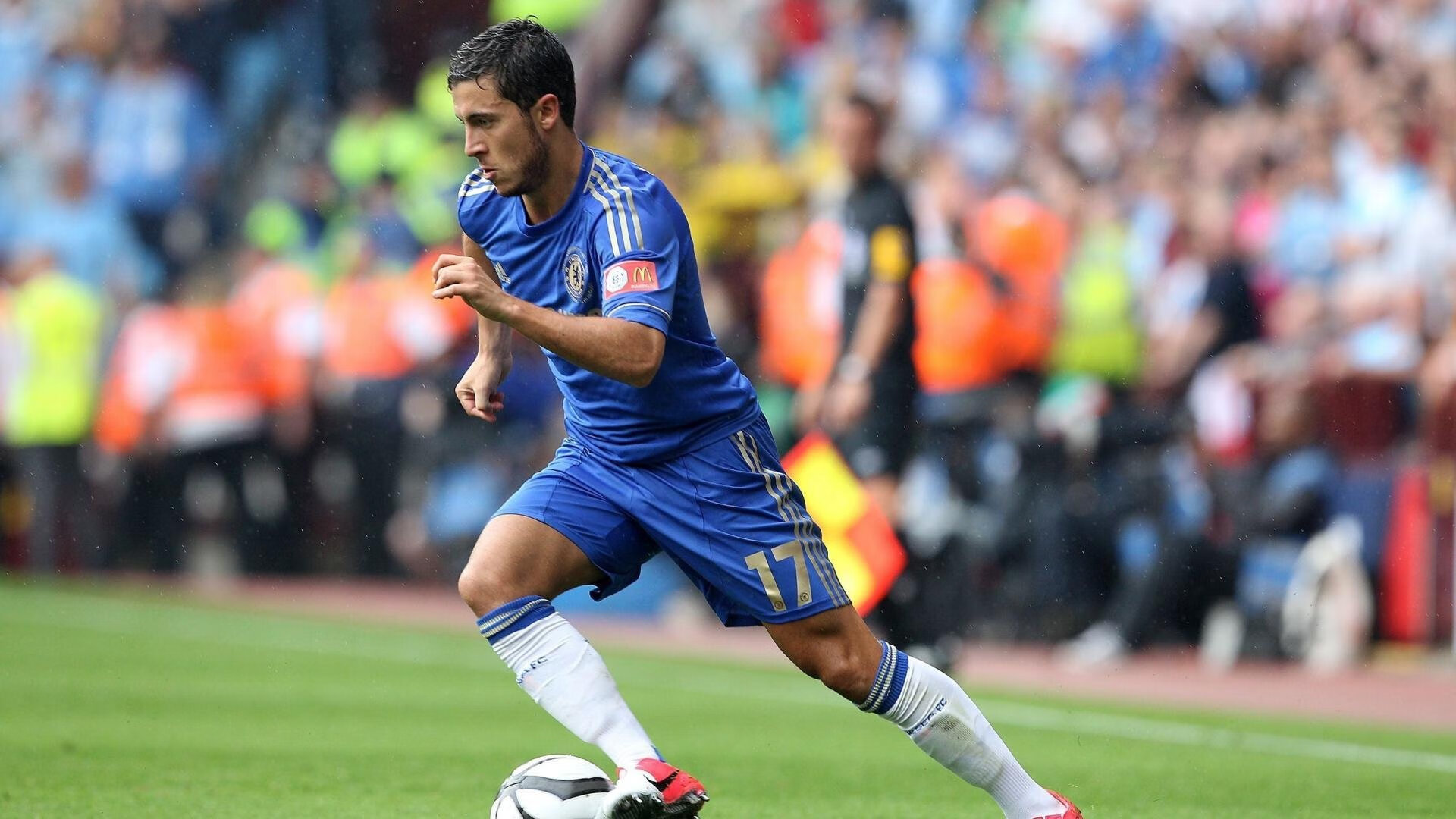 49人核心跑卫表现完美,攻防兼备,用核心跑步怎么跑